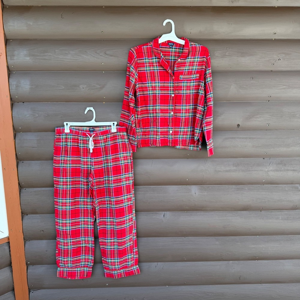GapBody Womens Red Tartan Plaid Pajama Set Long Sleeve Button Up Pants Medium